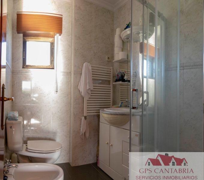 For sale of house in Quijas
