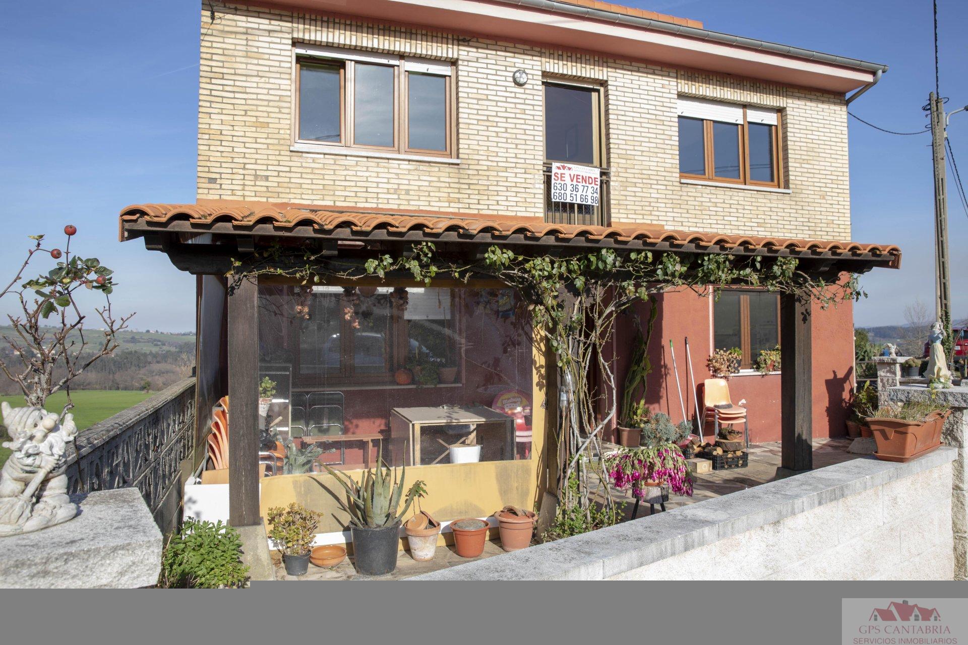 For sale of house in Quijas