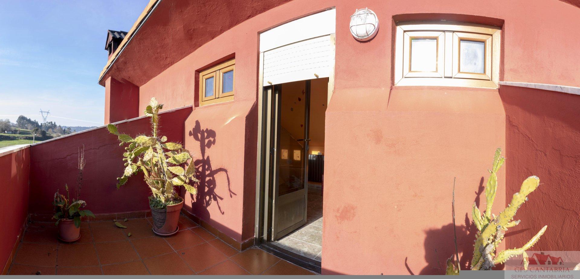 For sale of house in Quijas