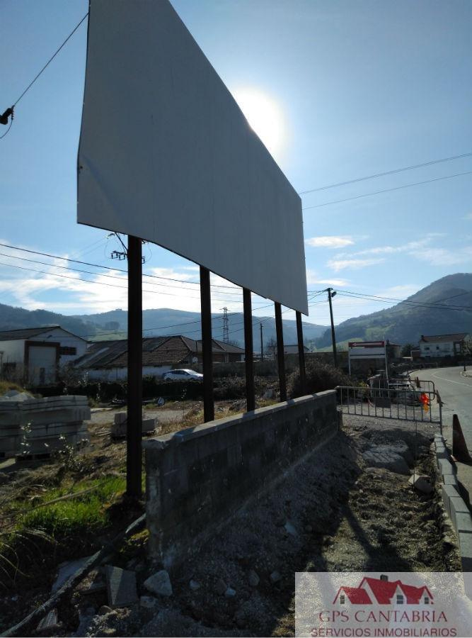 Venta de terreno en Los Corrales de Buelna