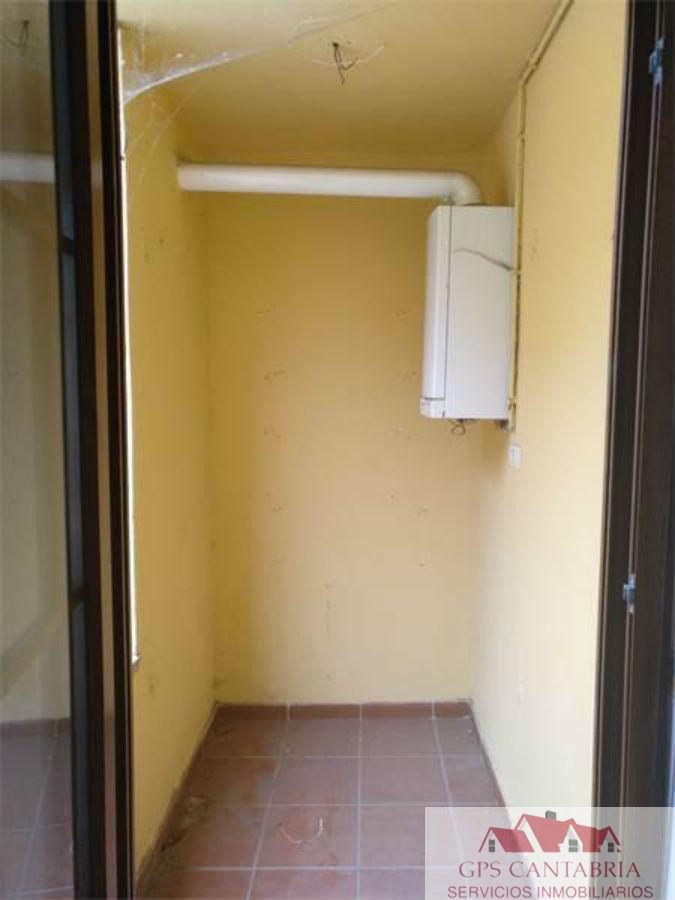 For sale of flat in Villacarriedo