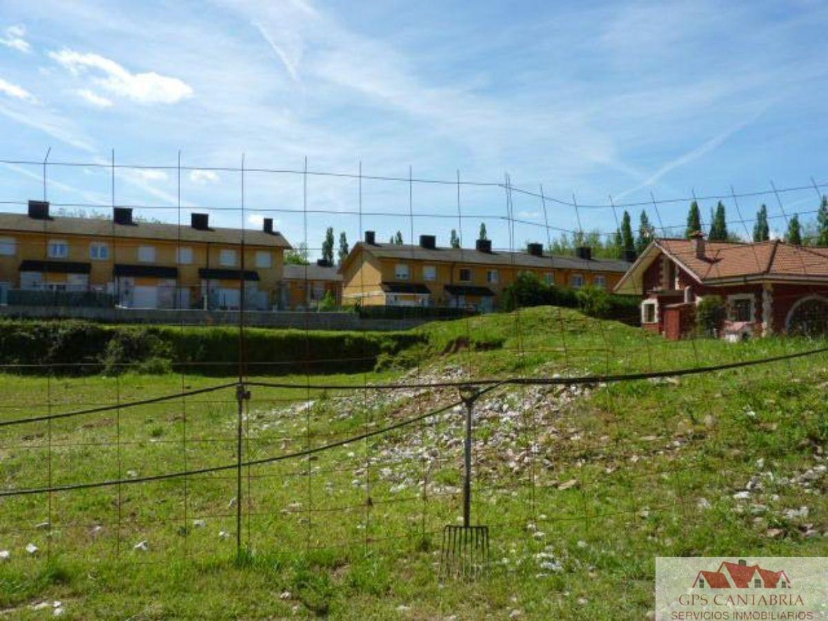 For sale of land in Carandia