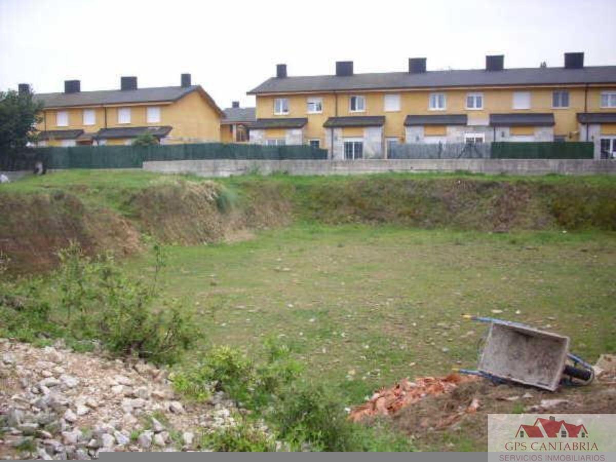 For sale of land in Carandia