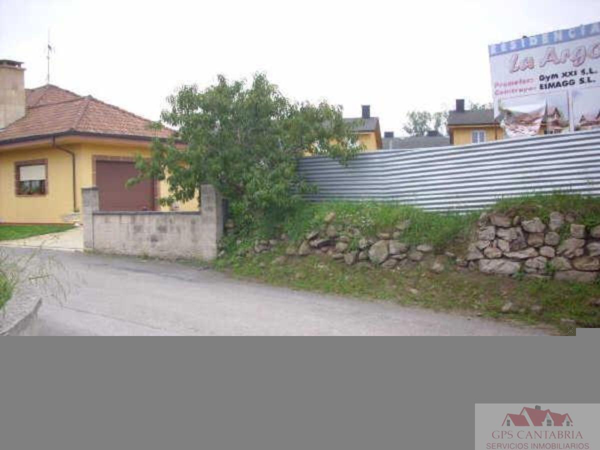 For sale of land in Carandia