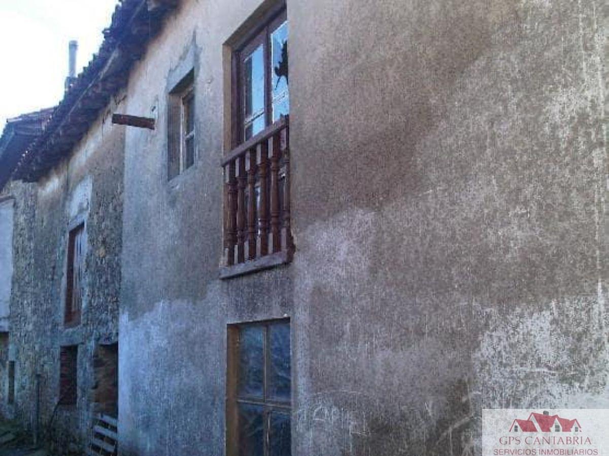 For sale of house in Corvera de Toranzo
