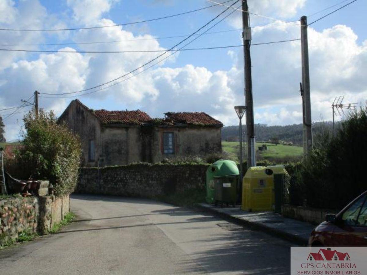 For sale of land in Castro-Urdiales
