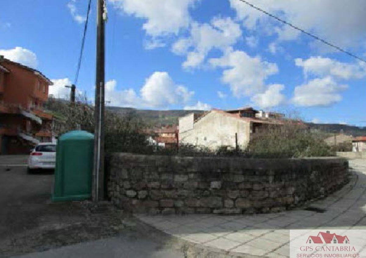For sale of land in Los Corrales de Buelna