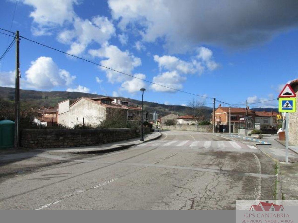 For sale of land in Los Corrales de Buelna