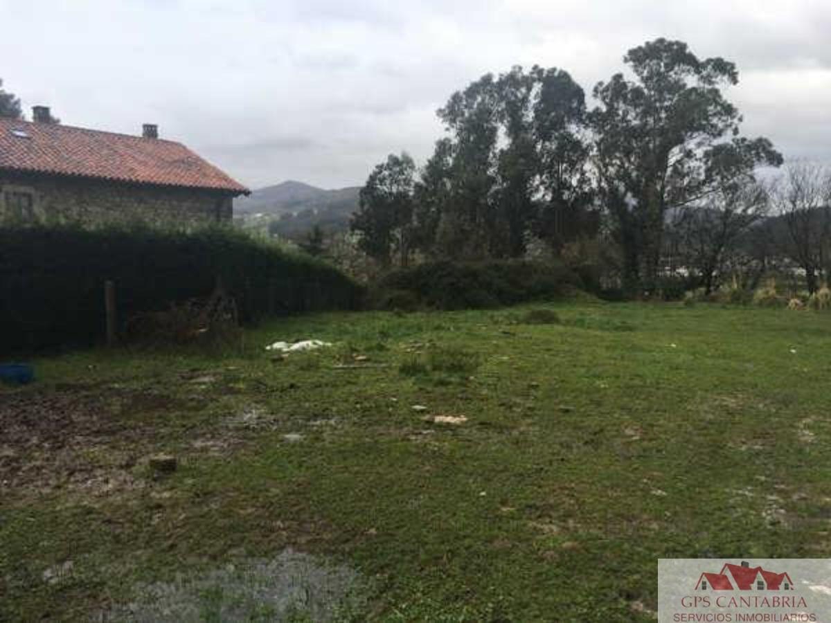 For sale of land in San Felices de Buelna