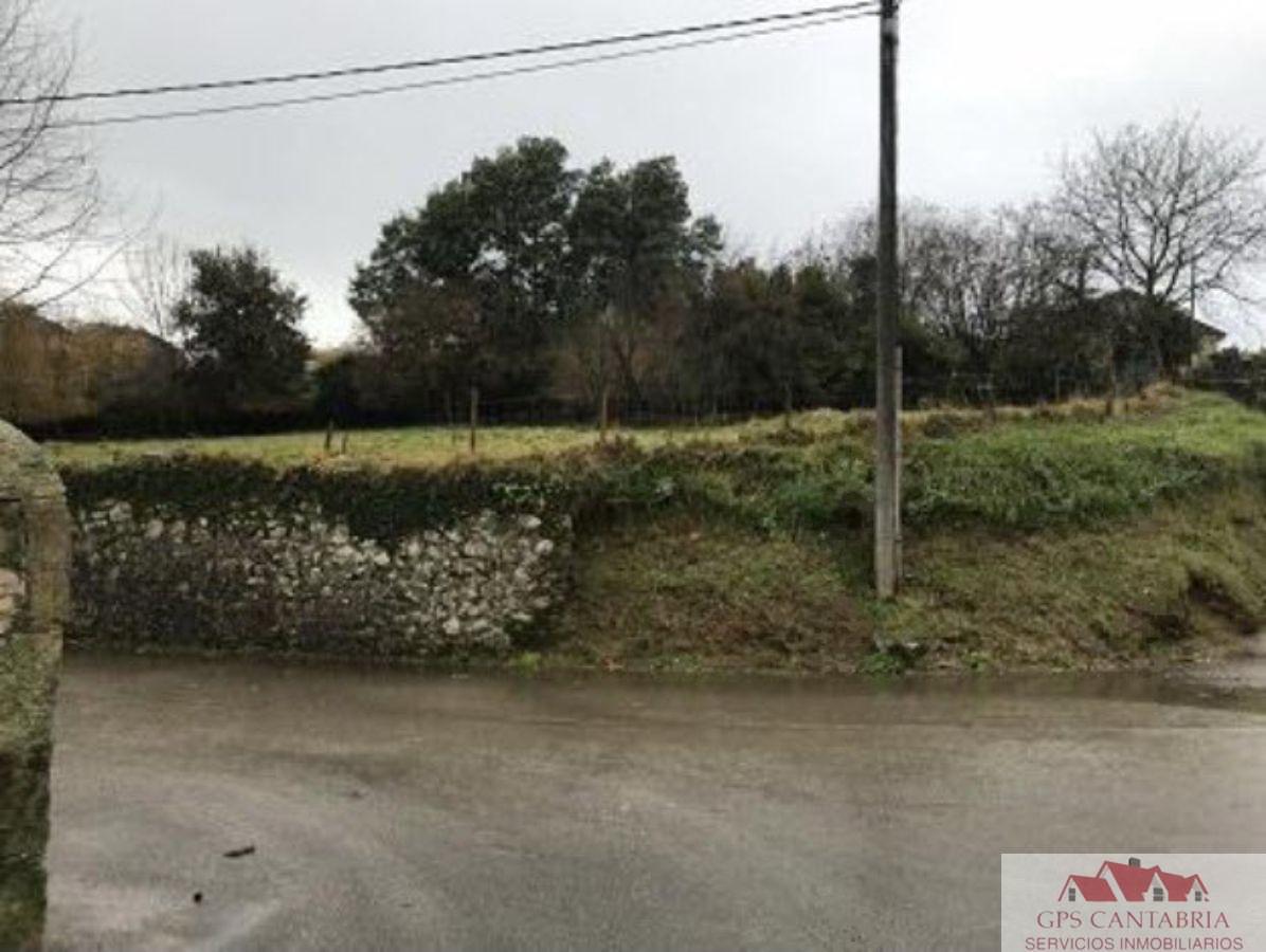 Venta de terreno en Villaescusa