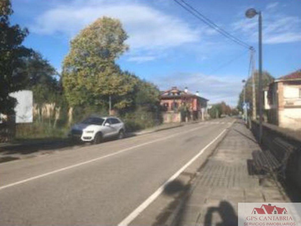 For sale of land in Castañeda