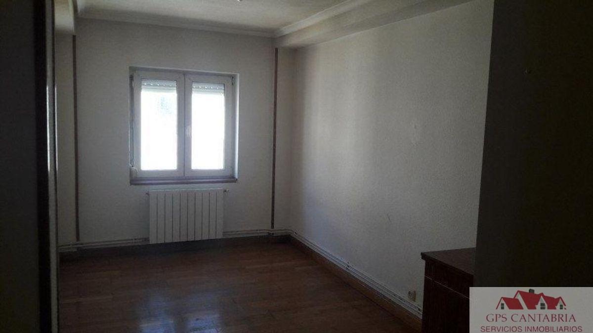 For sale of flat in Torrelavega