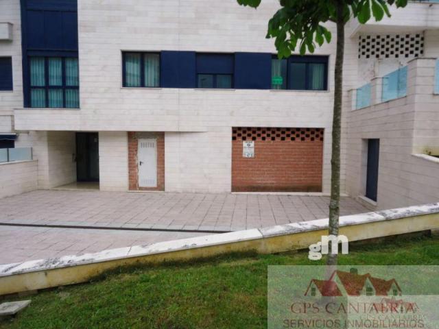 For sale of commercial in Guarnizo