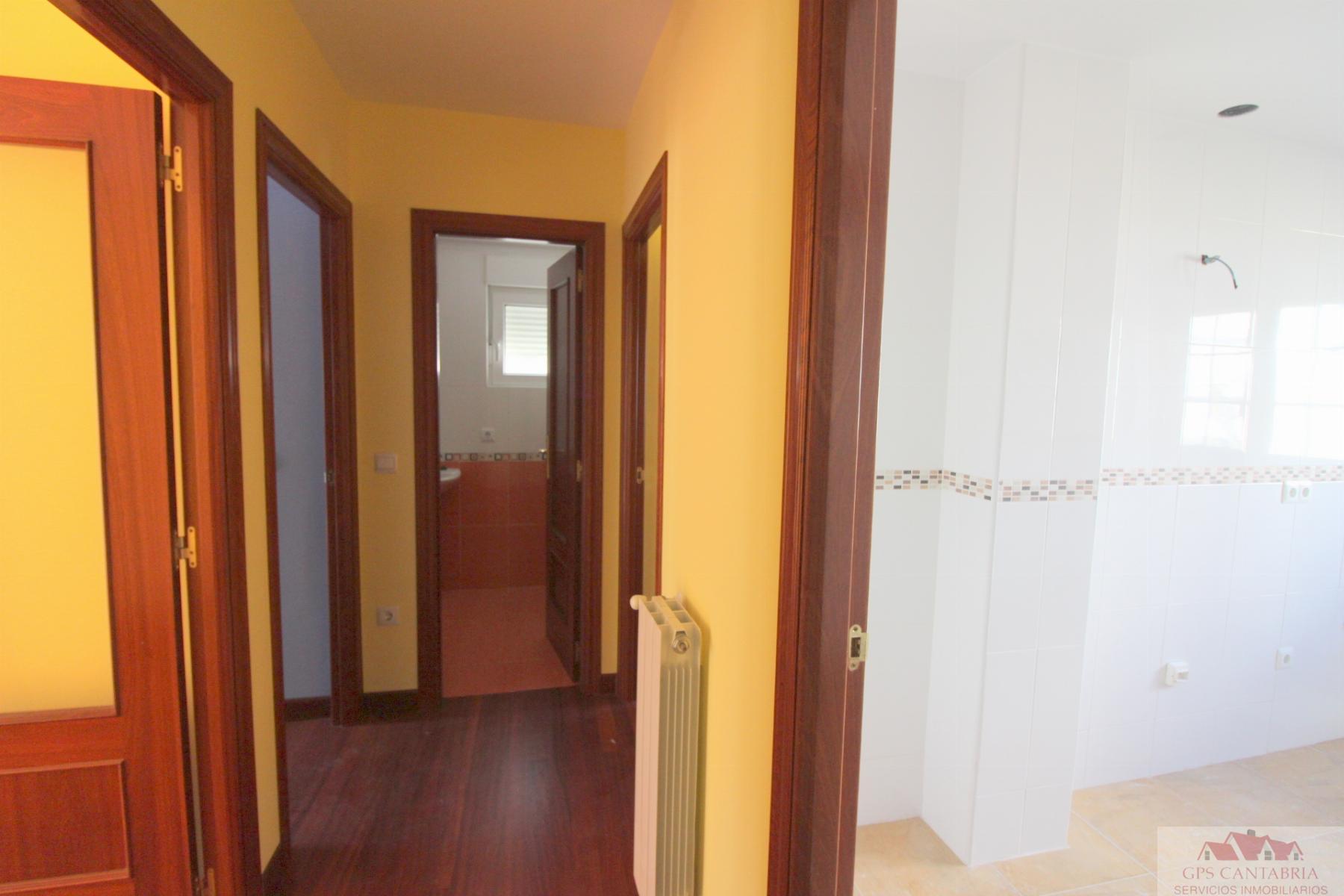 Venta de planta baja en Reinosa