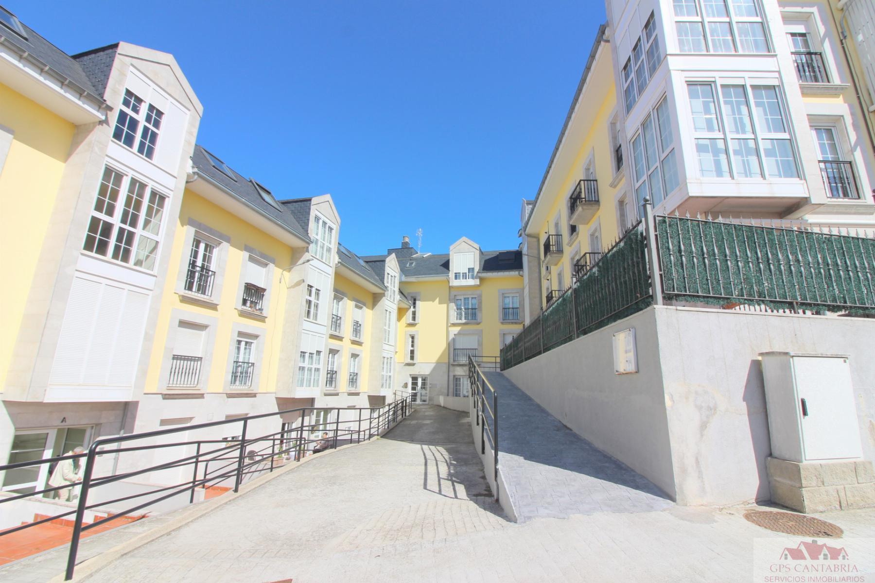 Venta de planta baja en Reinosa