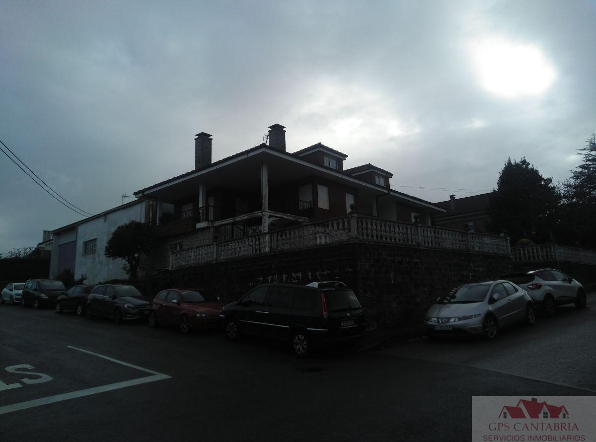 Venta de casa en Cacicedo