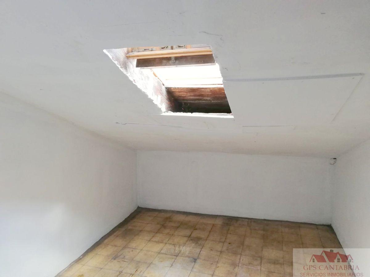 For sale of flat in Santander