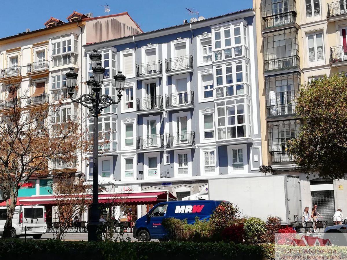 For sale of flat in Santander