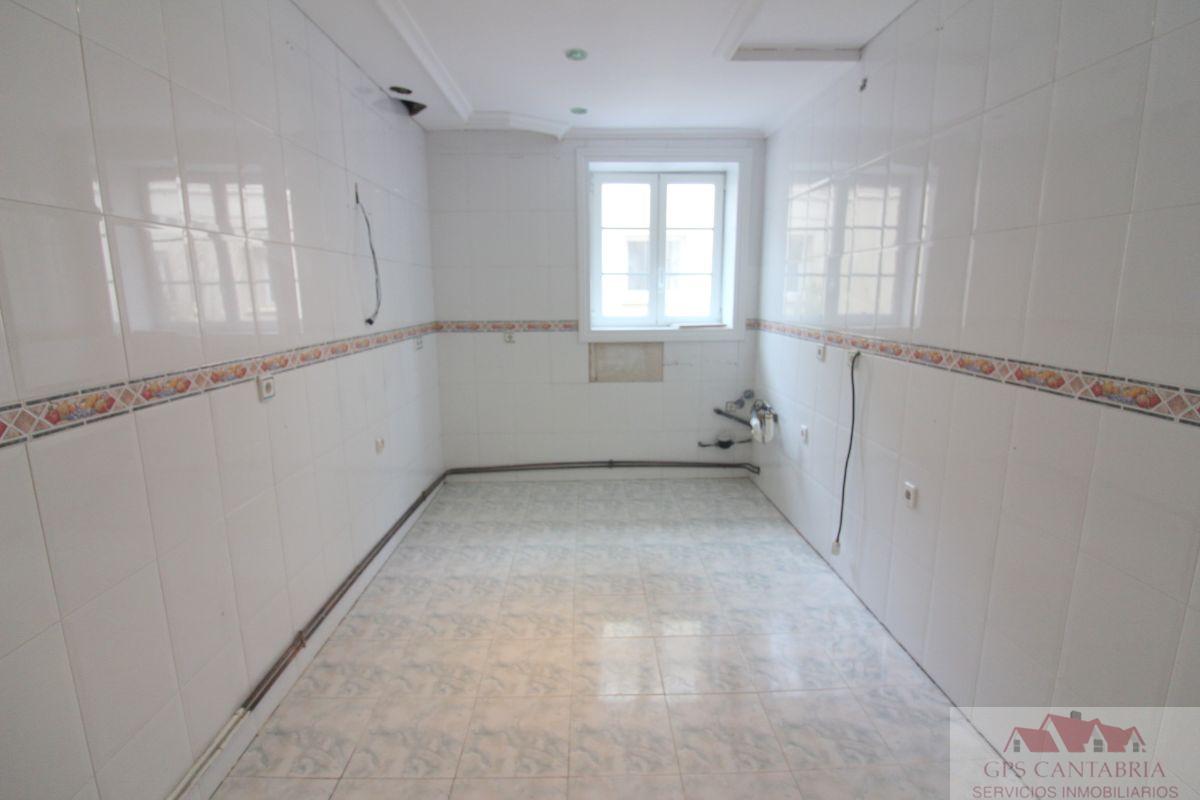 For sale of flat in Santander