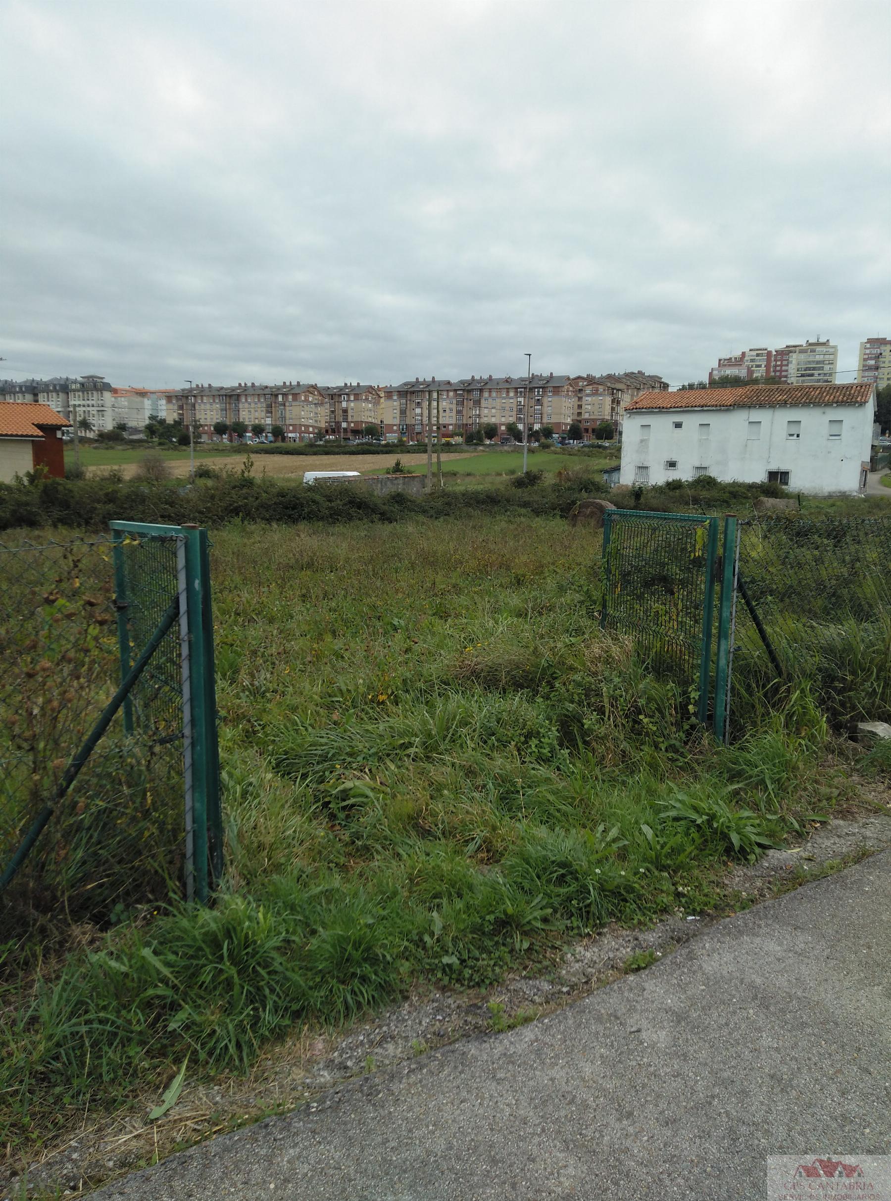 For sale of land in Santander