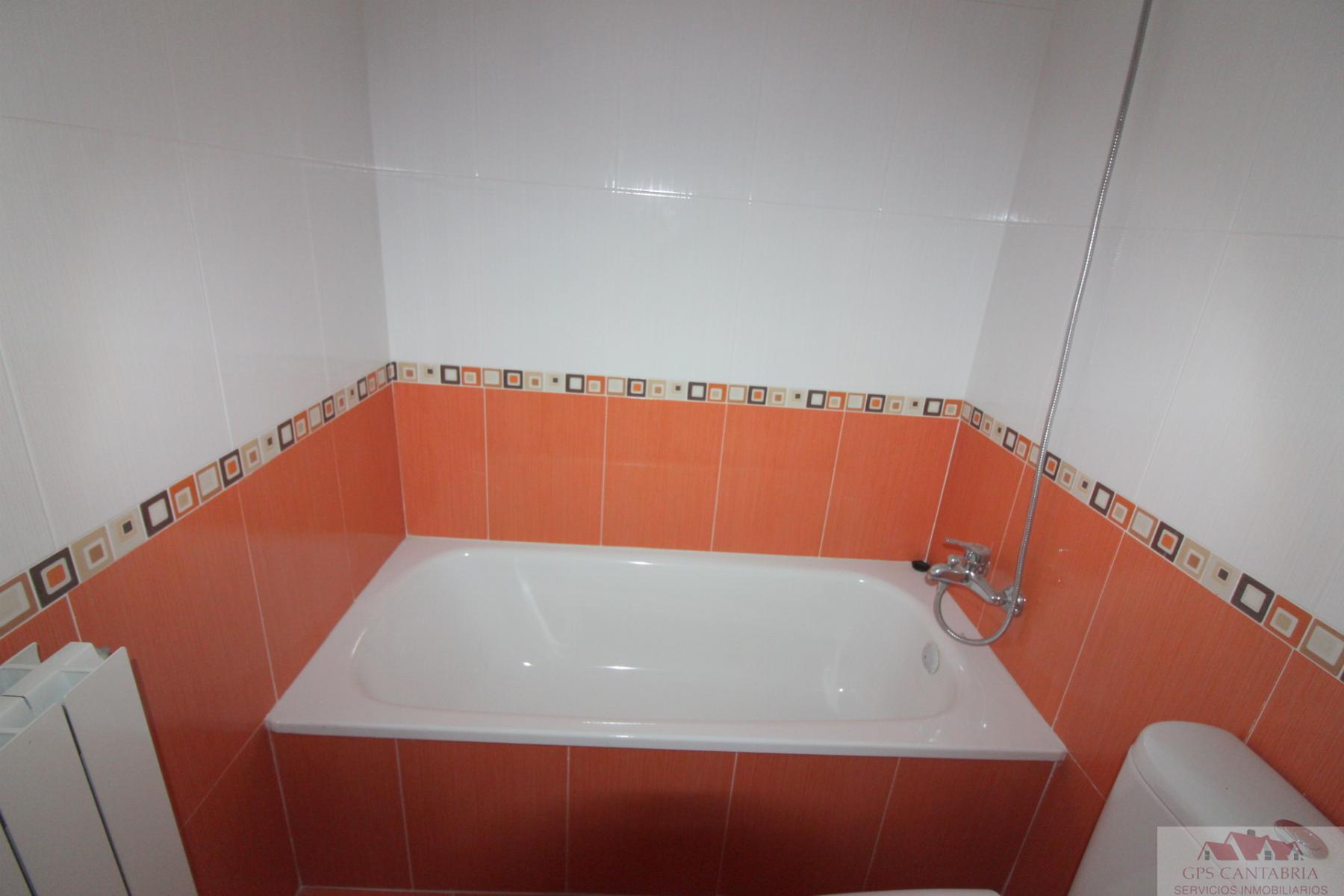 For sale of penthouse in Reinosa