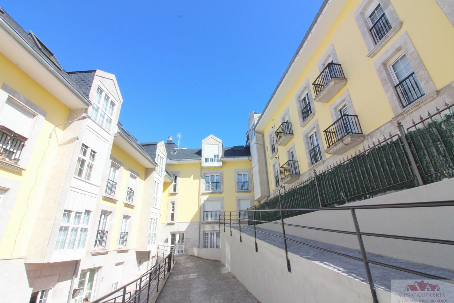 For sale of penthouse in Reinosa