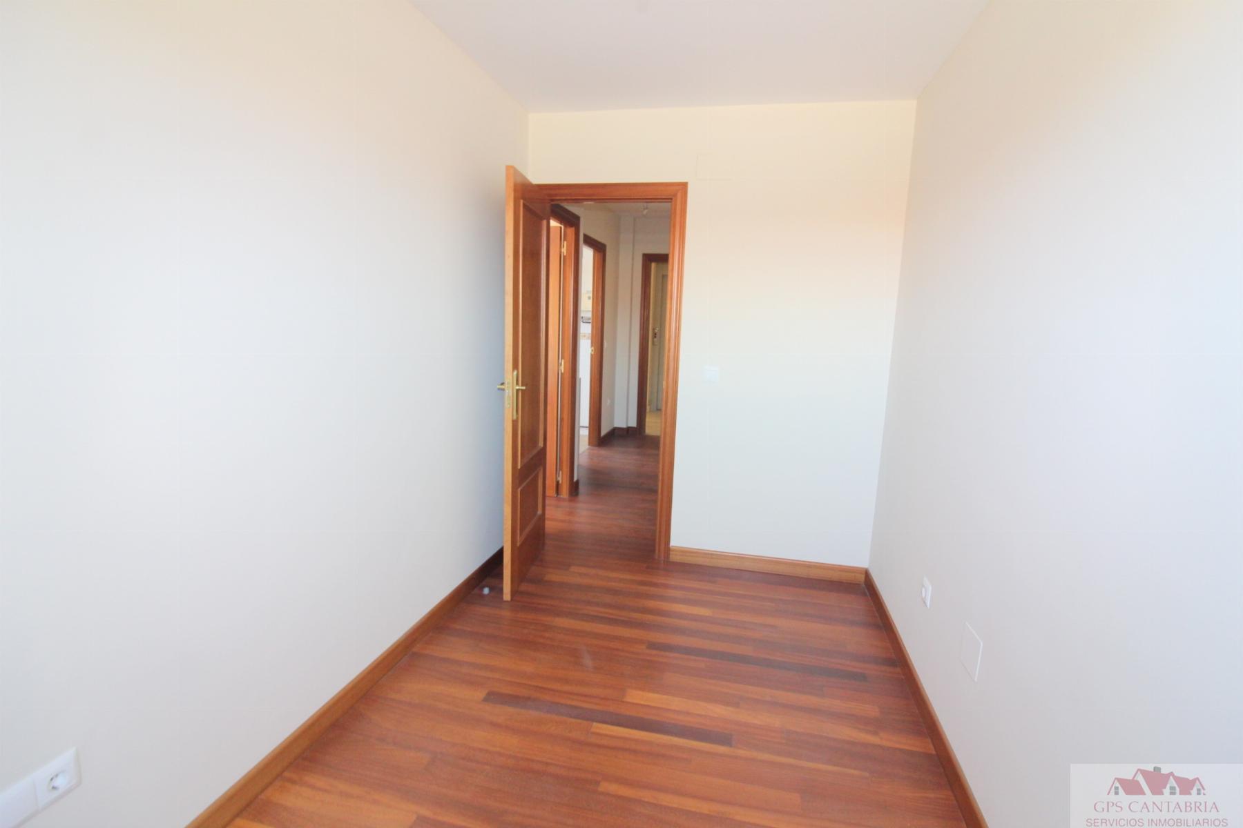 For sale of penthouse in Reinosa