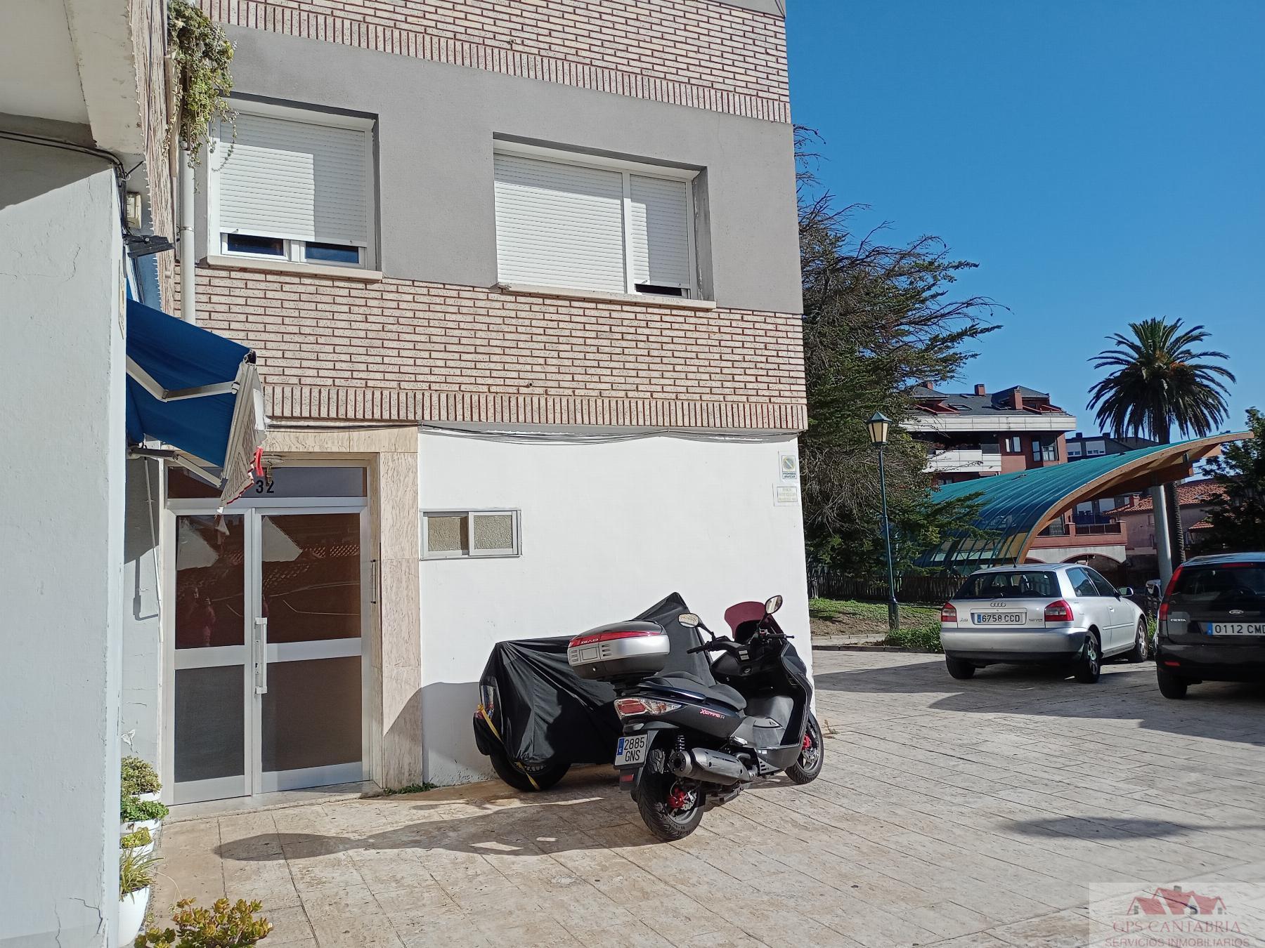 Venta de local comercial en Suances