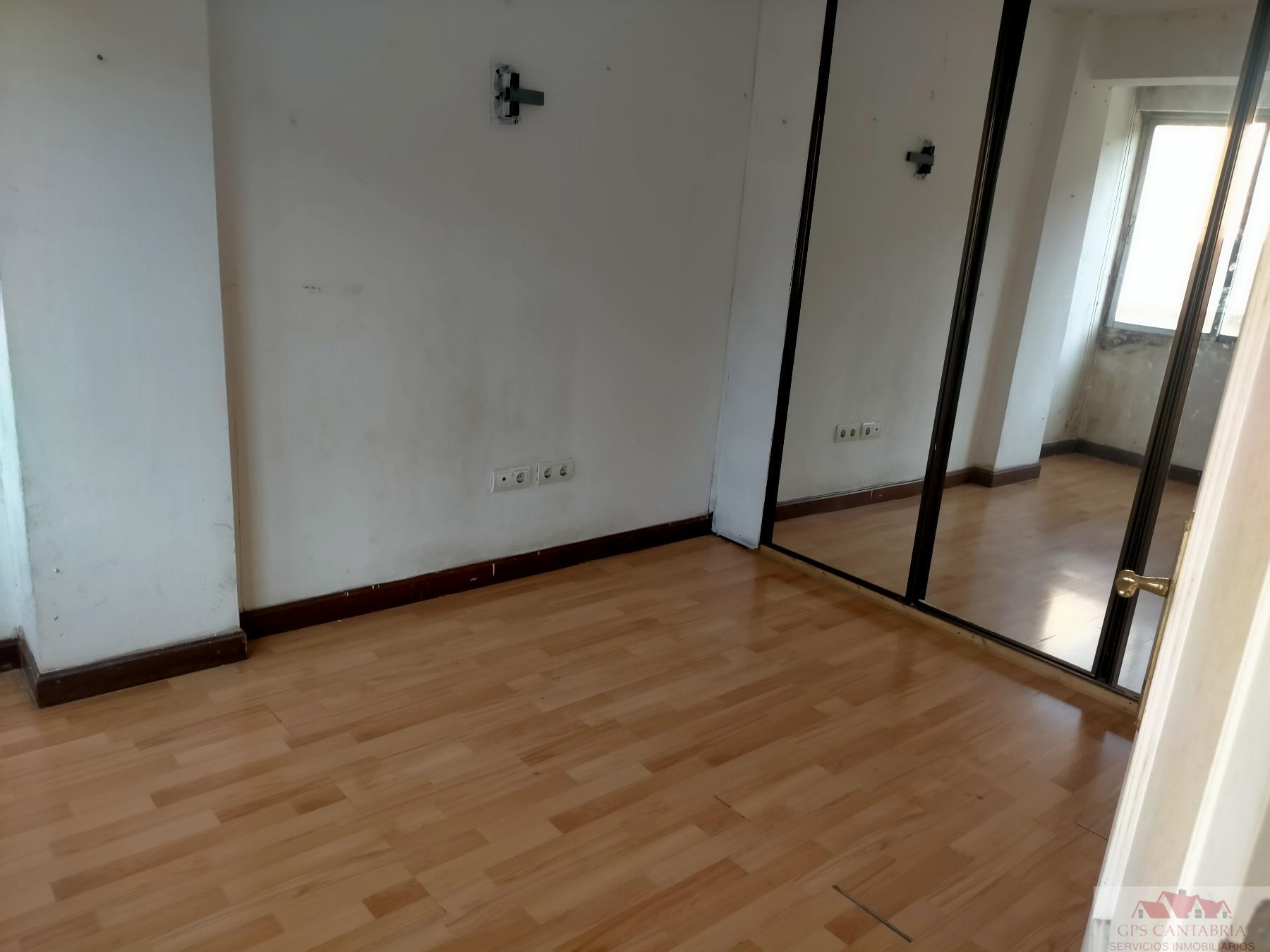 Venta de piso en Santander