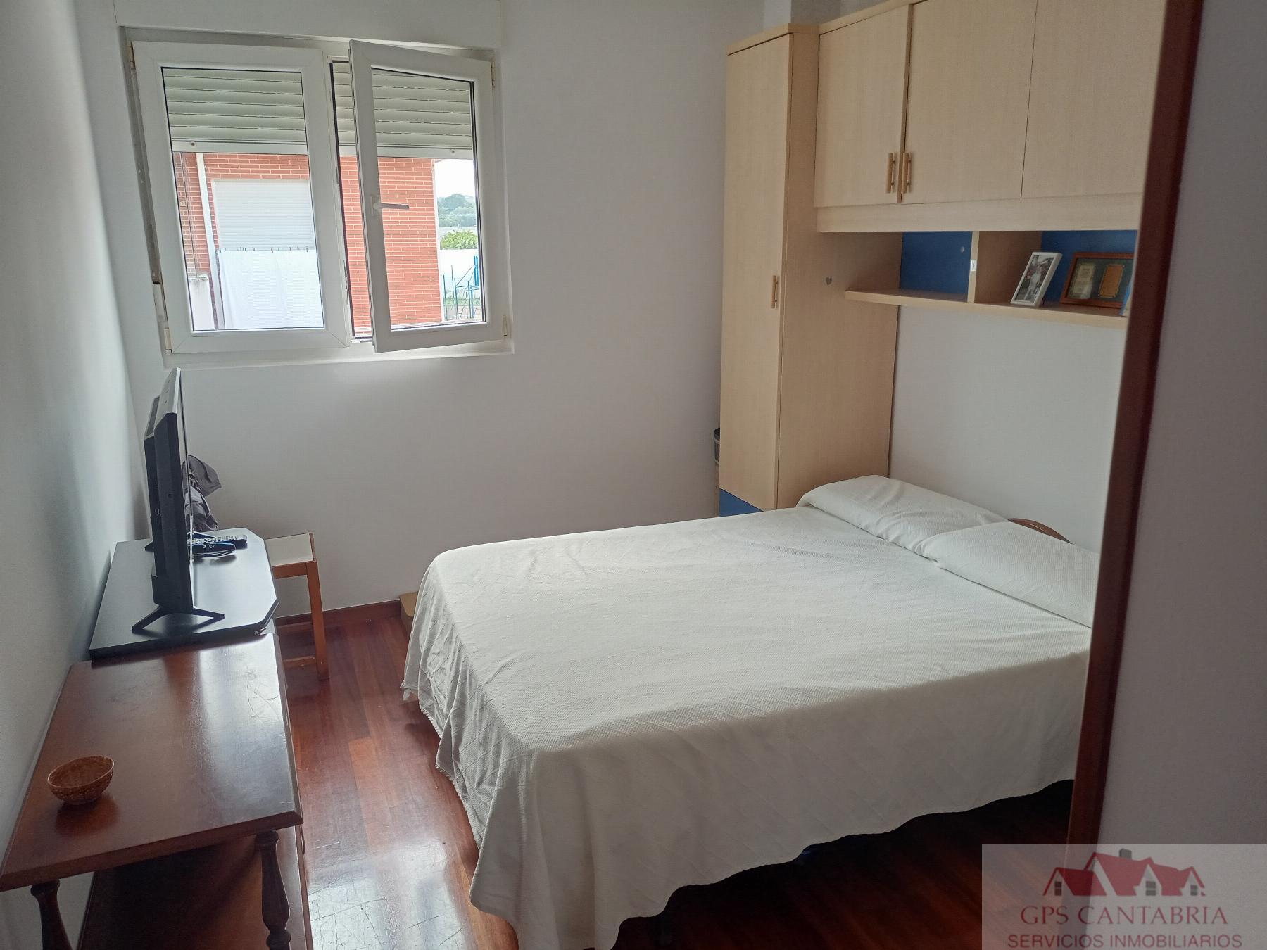 For sale of apartment in Reocín