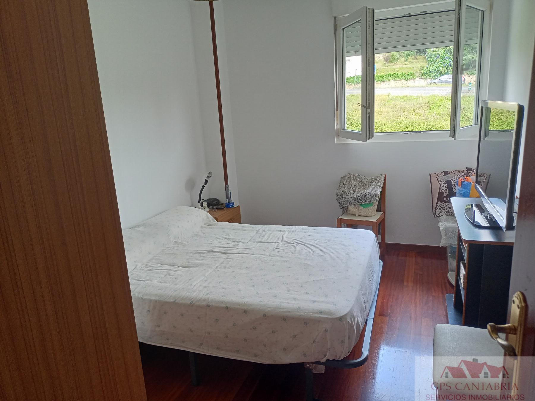 For sale of apartment in Reocín