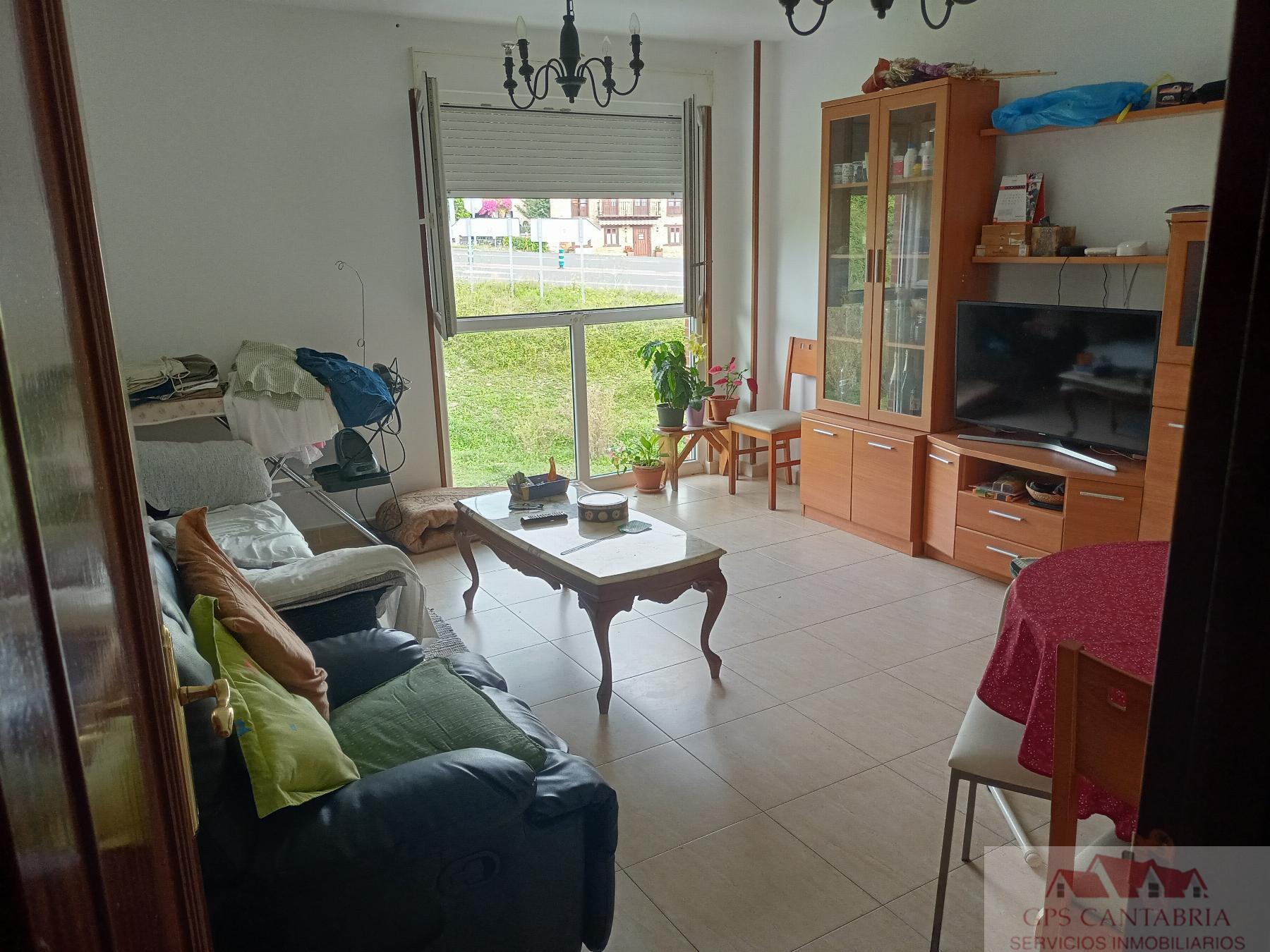 For sale of apartment in Reocín