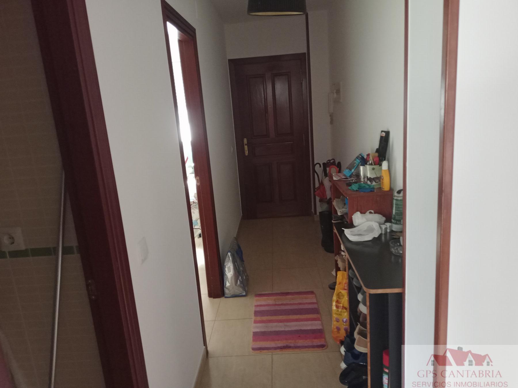 For sale of apartment in Reocín