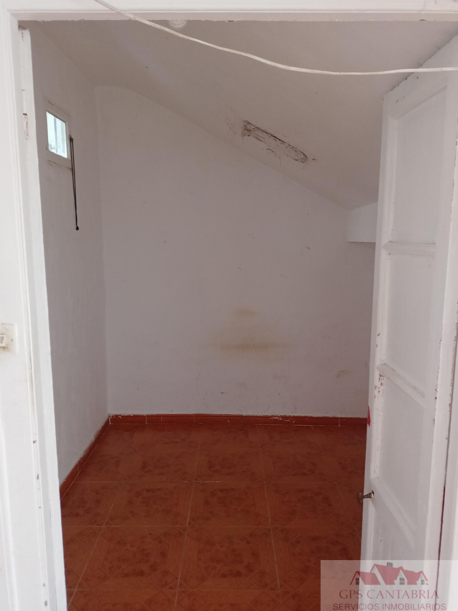 For sale of apartment in Santander