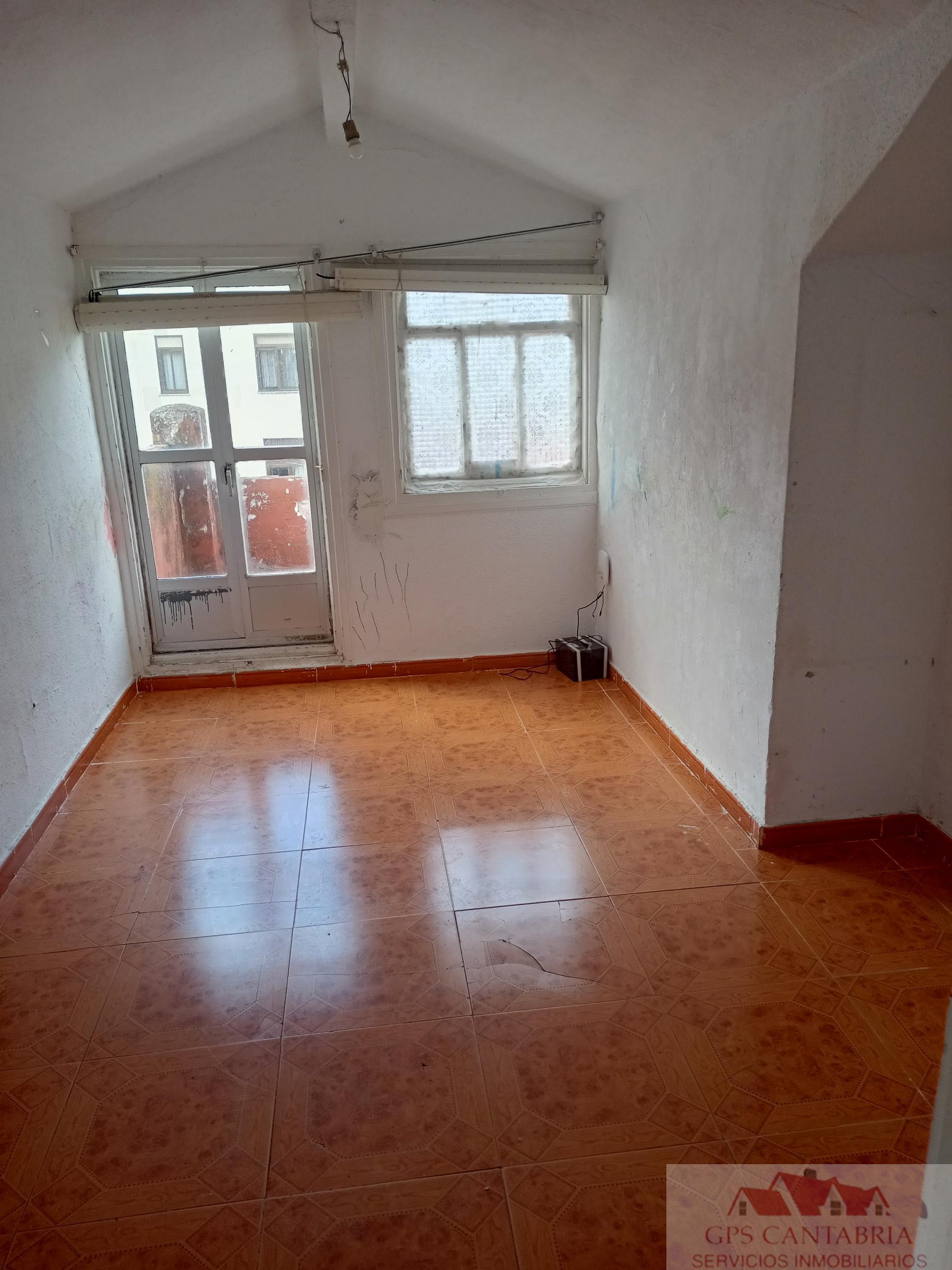 For sale of apartment in Santander