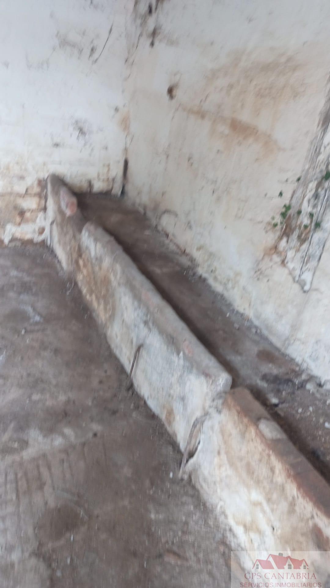 Venta de planta baja en Los Corrales de Buelna