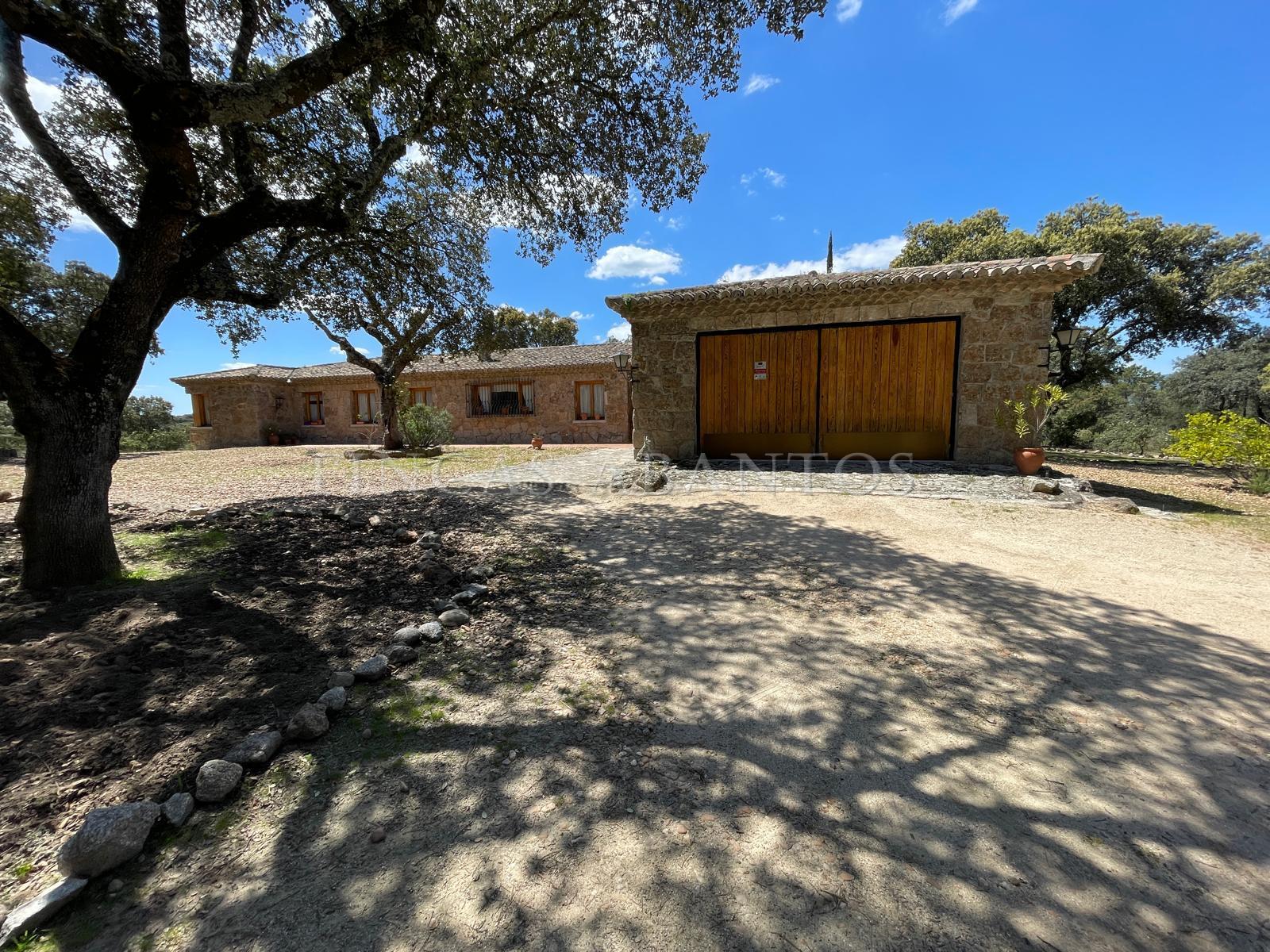 Venta de finca de recreo en Colmenarejo