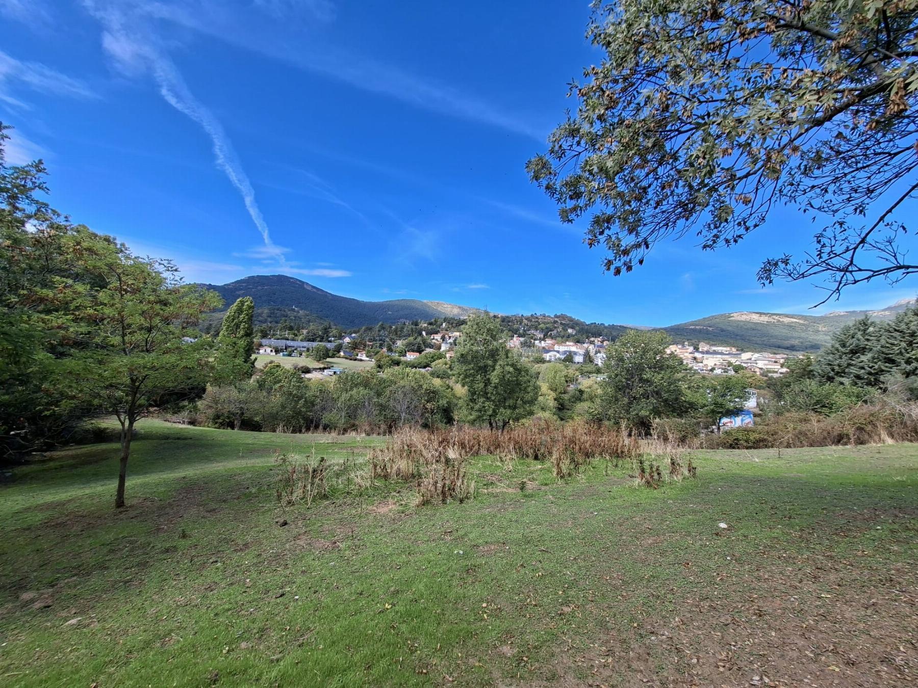 Venta de terreno en Cercedilla