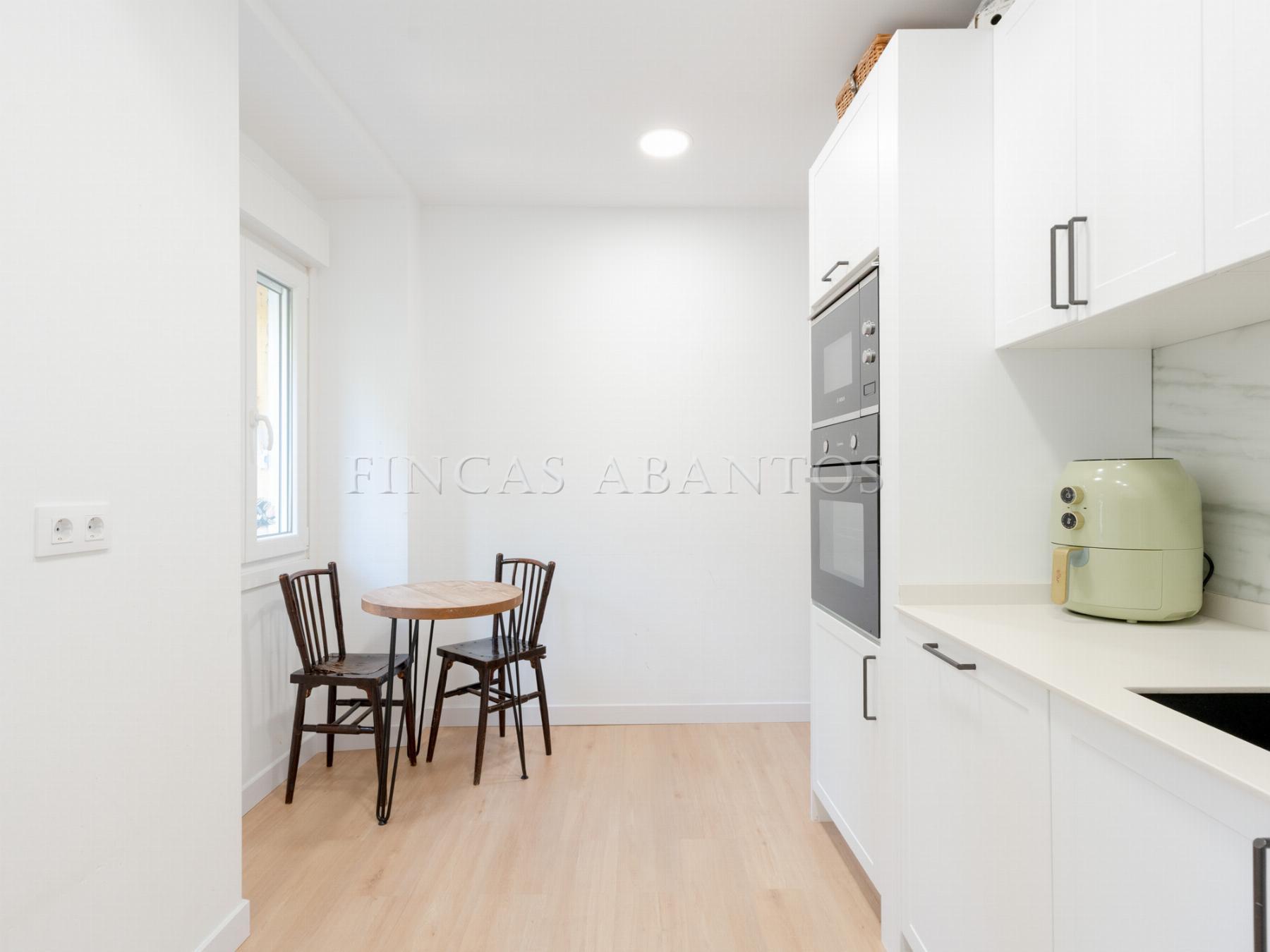 For sale of flat in San Lorenzo de El Escorial