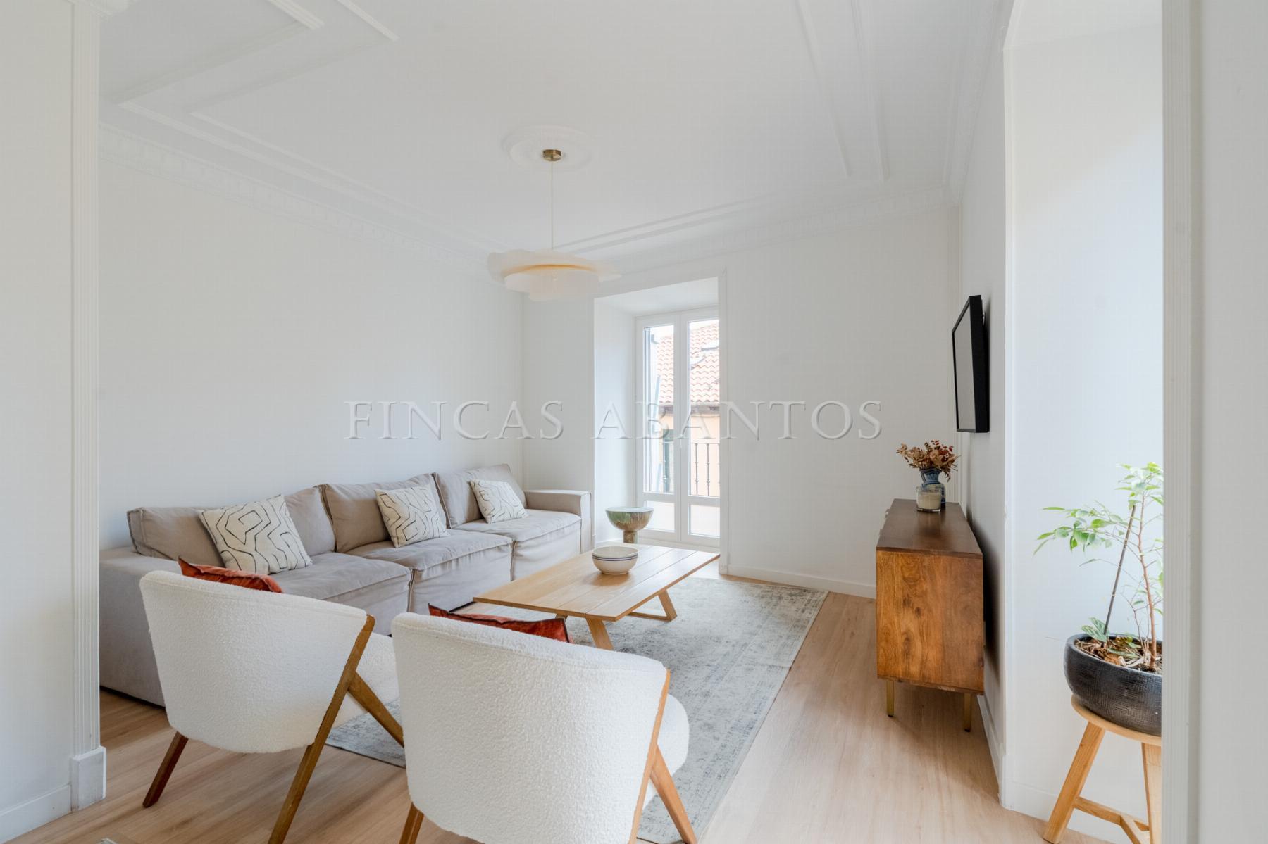 For sale of flat in San Lorenzo de El Escorial