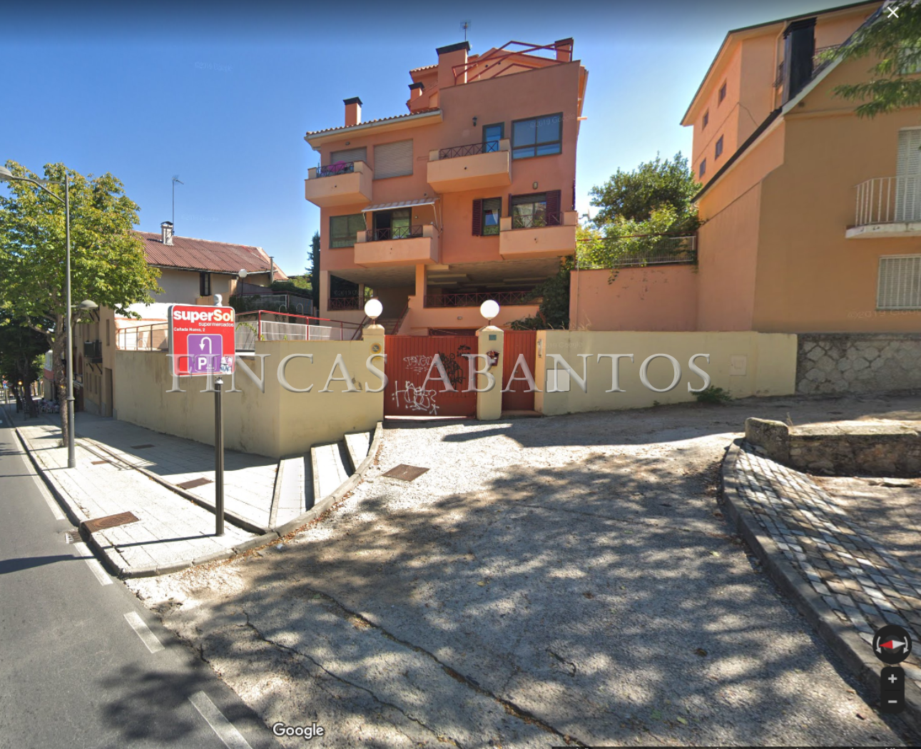 For sale of garage in San Lorenzo de El Escorial