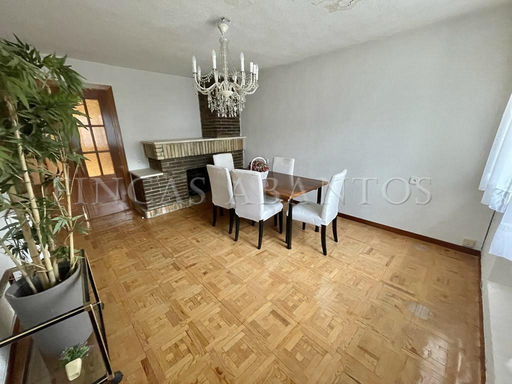 For sale of flat in San Lorenzo de El Escorial