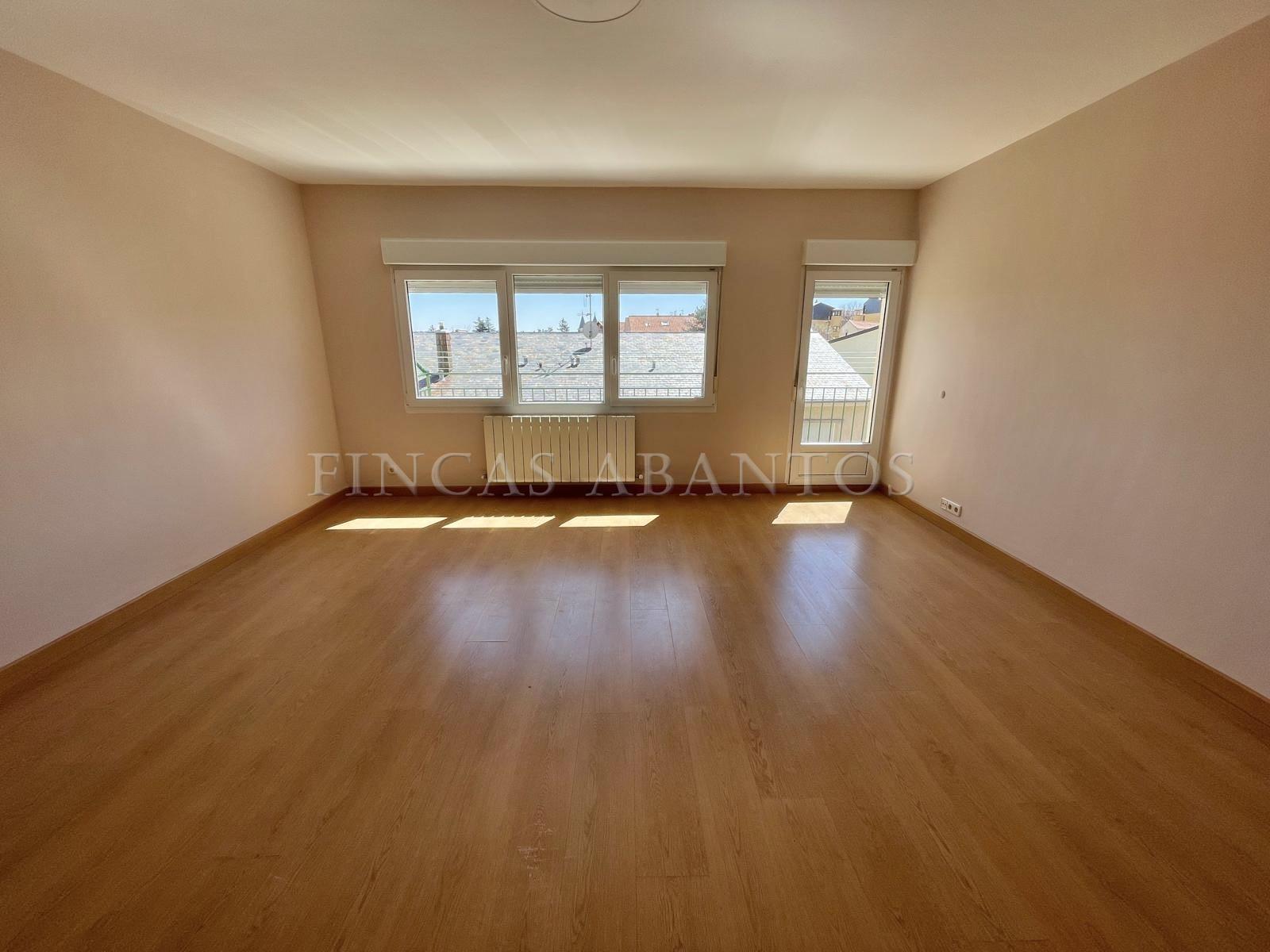 For rent of flat in San Lorenzo de El Escorial