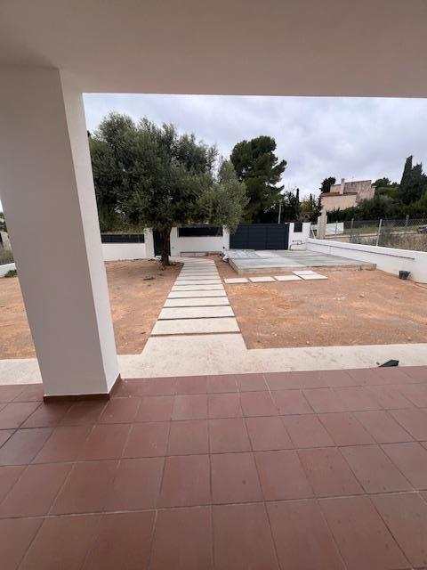 Venta de casa en Coma - Ruga