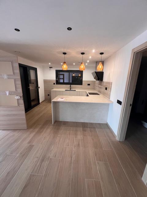 Venta de casa en Coma - Ruga