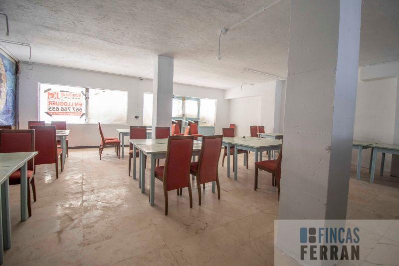 For sale of commercial in Torredembarra