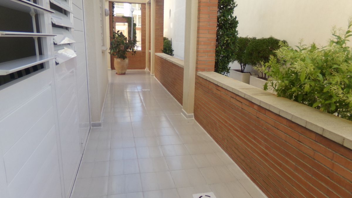 For sale of ground floor in Coma - Ruga