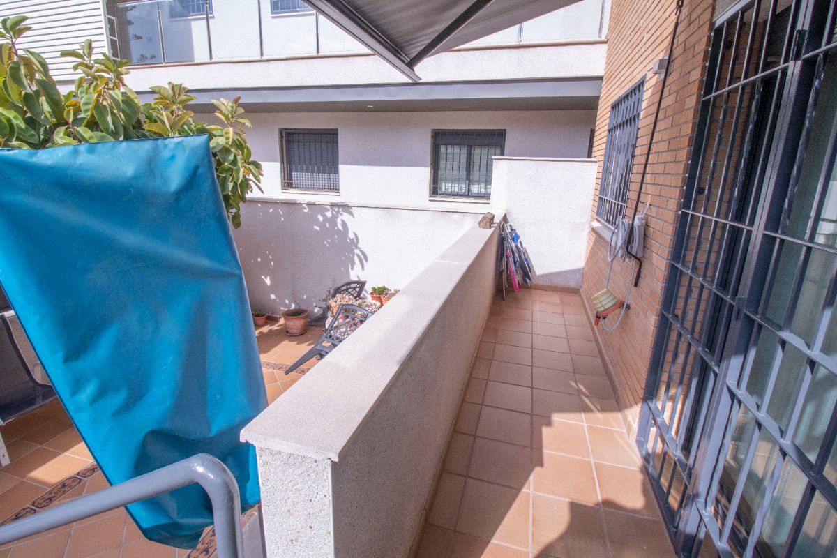 Venta de planta baja en Coma - Ruga