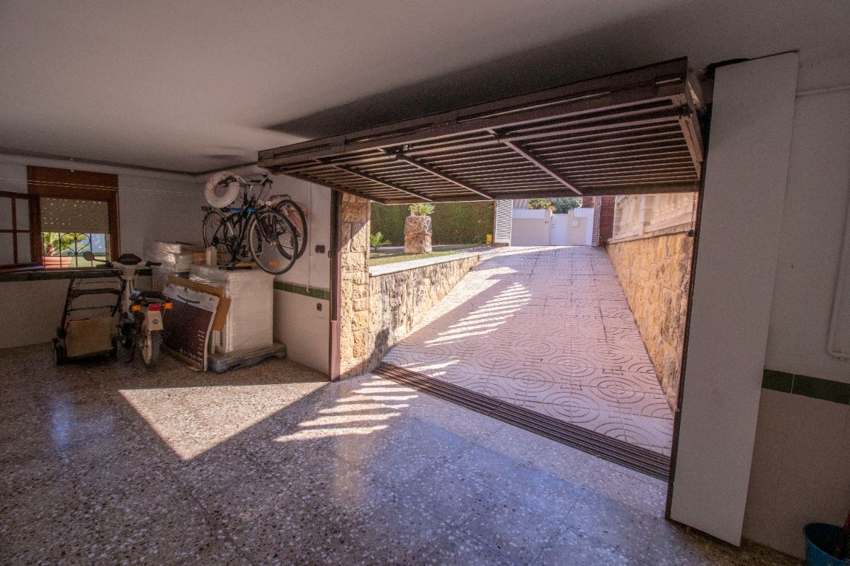 Venta de casa en Coma - Ruga