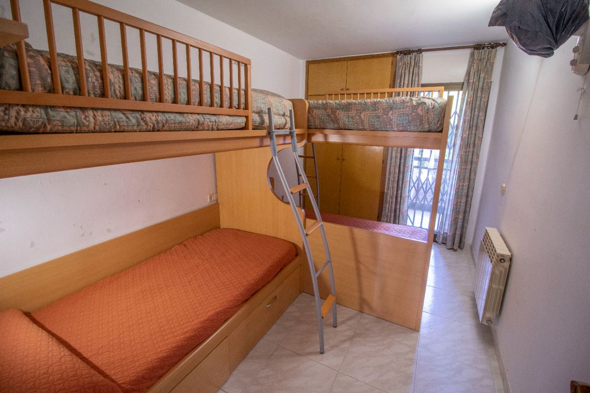 Venta de planta baja en Coma - Ruga